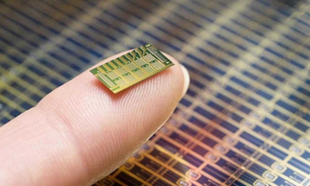 Έρχεται το τσιπάκι; Το Πεντάγωνο ένα βήμα πριν την εμφύτευση με πρόσχημα τον κορονοϊό